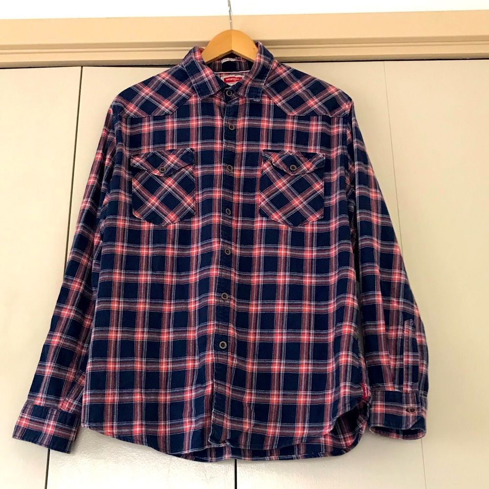 Wrangler Men’s Flannel Dark Blue Red And White Plaid Button Down Shirt Size La…